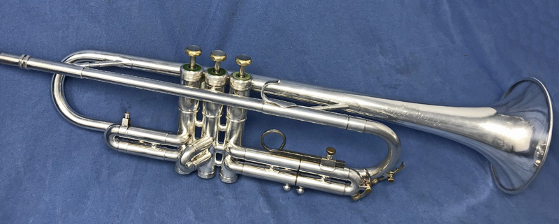Olds & Son Super Star Trumpet Ultra Sonic bell