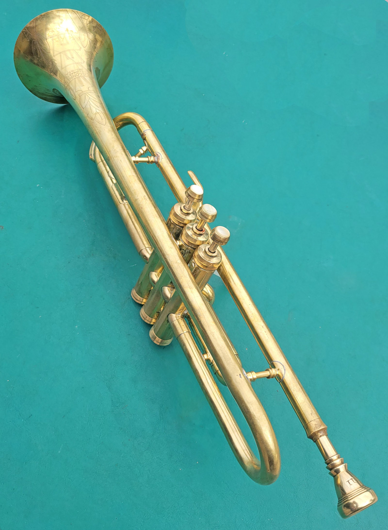 Conn 40A Vocabell Connqueror Cornet Trump Glitterite Mouthpiece
