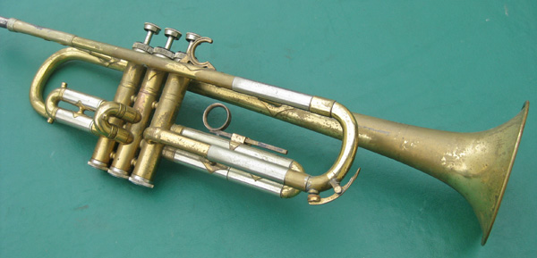 Couesnon trumpet 2