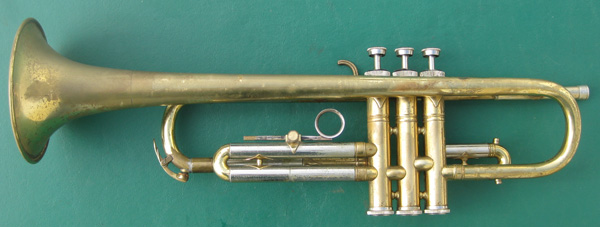 Couesnon Trumpet 3